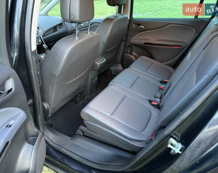 Черный Опель Zafira Tourer, объемом двигателя 0 л и пробегом 220 тыс. км за 9500 $, фото 9 на Automoto.ua