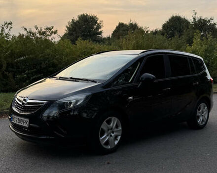 Черный Опель Zafira Tourer, объемом двигателя 1.96 л и пробегом 273 тыс. км за 9450 $, фото 3 на Automoto.ua