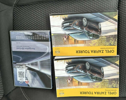 Черный Опель Zafira Tourer, объемом двигателя 2 л и пробегом 235 тыс. км за 9700 $, фото 14 на Automoto.ua