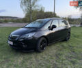 Черный Опель Zafira Tourer, объемом двигателя 0 л и пробегом 220 тыс. км за 9500 $, фото 2 на Automoto.ua
