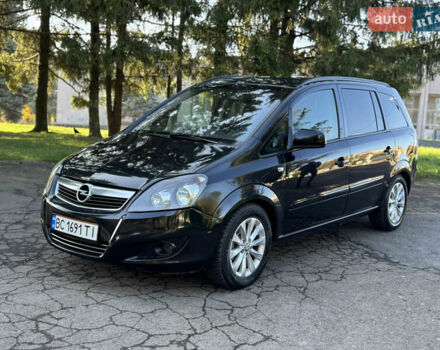 Опель Zafira Tourer 2013 у Рівному на Automoto.ua Чорний Опель Zafira Tourer, об'ємом двигуна 1.69 л та пробігом 262 тис. км за 5999 $, фото 1 на Automoto.ua