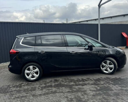 Опель Zafira Tourer 2013 у Дніпро (Дніпропетровську) на Automoto.ua Чорний Опель Zafira Tourer, об'ємом двигуна 2 л та пробігом 199 тис. км за 11999 $, фото 5 на Automoto.ua