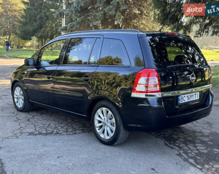 Опель Zafira Tourer 2013 у Рівному на Automoto.ua Чорний Опель Zafira Tourer, об'ємом двигуна 1.69 л та пробігом 262 тис. км за 5999 $, фото 13 на Automoto.ua