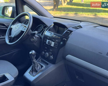 Опель Zafira Tourer 2013 у Рівному на Automoto.ua Чорний Опель Zafira Tourer, об'ємом двигуна 1.69 л та пробігом 262 тис. км за 5999 $, фото 22 на Automoto.ua