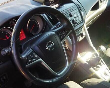Чорний Опель Zafira Tourer, об'ємом двигуна 1.6 л та пробігом 322 тис. км за 8150 $, фото 7 на Automoto.ua