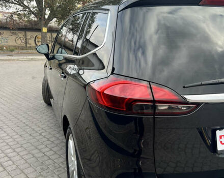 Опель Zafira Tourer 2013 у Дніпро (Дніпропетровську) на Automoto.ua Чорний Опель Zafira Tourer, об'ємом двигуна 2 л та пробігом 199 тис. км за 11999 $, фото 44 на Automoto.ua