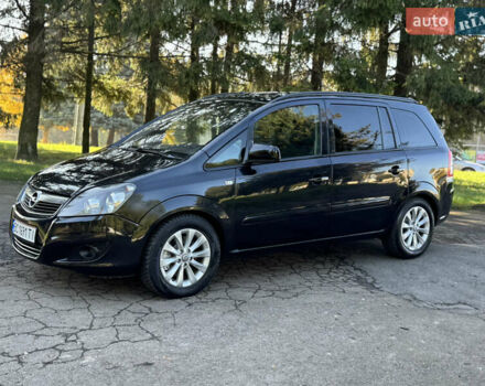 Опель Zafira Tourer 2013 у Рівному на Automoto.ua Чорний Опель Zafira Tourer, об'ємом двигуна 1.69 л та пробігом 262 тис. км за 5999 $, фото 15 на Automoto.ua