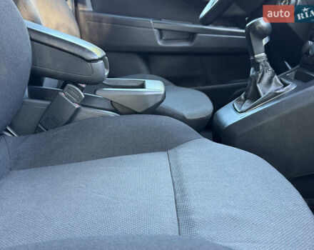 Опель Zafira Tourer 2013 у Рівному на Automoto.ua Чорний Опель Zafira Tourer, об'ємом двигуна 1.69 л та пробігом 262 тис. км за 5999 $, фото 24 на Automoto.ua