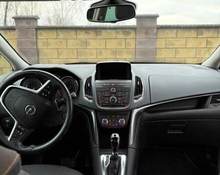 Чорний Опель Zafira Tourer, об'ємом двигуна 1.6 л та пробігом 192 тис. км за 12900 $, фото 2 на Automoto.ua