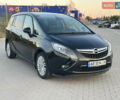 Черный Опель Zafira Tourer, объемом двигателя 1.6 л и пробегом 204 тыс. км за 11200 $, фото 1 на Automoto.ua