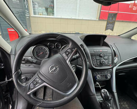 Чорний Опель Zafira Tourer, об'ємом двигуна 1.6 л та пробігом 125 тис. км за 10399 $, фото 10 на Automoto.ua