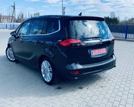 Черный Опель Zafira Tourer, объемом двигателя 1.6 л и пробегом 212 тыс. км за 11000 $, фото 2 на Automoto.ua