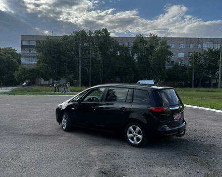Черный Опель Zafira Tourer, объемом двигателя 2 л и пробегом 227 тыс. км за 8900 $, фото 11 на Automoto.ua