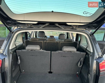 Черный Опель Zafira Tourer, объемом двигателя 1.6 л и пробегом 204 тыс. км за 11200 $, фото 11 на Automoto.ua