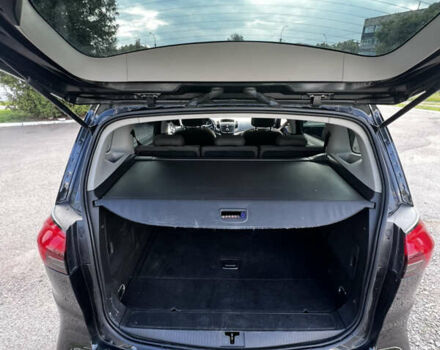 Черный Опель Zafira Tourer, объемом двигателя 2 л и пробегом 227 тыс. км за 8900 $, фото 13 на Automoto.ua