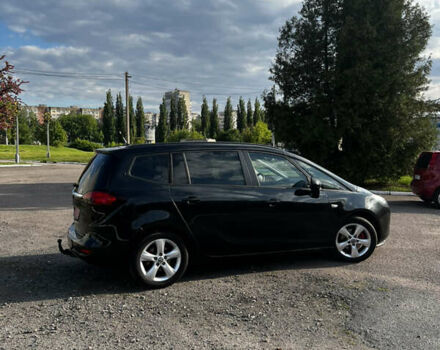 Черный Опель Zafira Tourer, объемом двигателя 2 л и пробегом 227 тыс. км за 8900 $, фото 7 на Automoto.ua