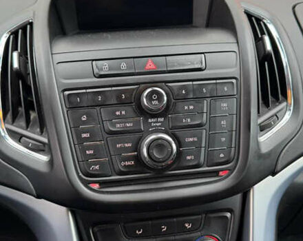 Чорний Опель Zafira Tourer, об'ємом двигуна 1.6 л та пробігом 125 тис. км за 10399 $, фото 13 на Automoto.ua