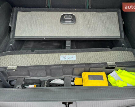 Чорний Опель Zafira Tourer, об'ємом двигуна 1.6 л та пробігом 125 тис. км за 10399 $, фото 24 на Automoto.ua