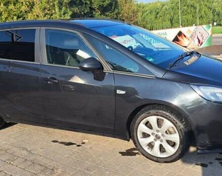 Черный Опель Zafira Tourer, объемом двигателя 1.96 л и пробегом 260 тыс. км за 10700 $, фото 10 на Automoto.ua
