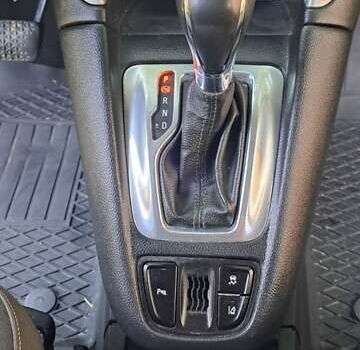 Черный Опель Zafira Tourer, объемом двигателя 1.96 л и пробегом 260 тыс. км за 10700 $, фото 7 на Automoto.ua