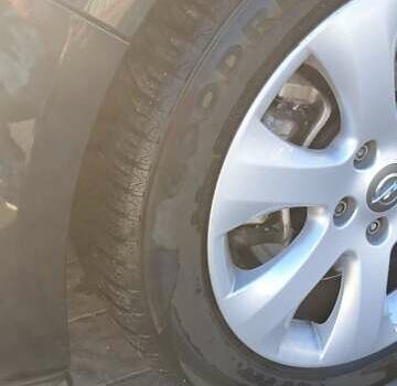 Черный Опель Zafira Tourer, объемом двигателя 1.96 л и пробегом 260 тыс. км за 10700 $, фото 4 на Automoto.ua