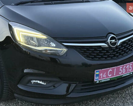 Черный Опель Zafira Tourer, объемом двигателя 1.6 л и пробегом 220 тыс. км за 12500 $, фото 10 на Automoto.ua