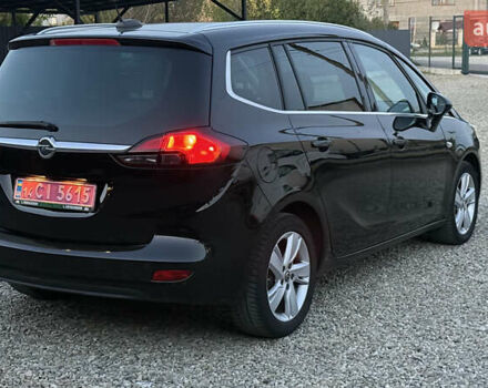 Черный Опель Zafira Tourer, объемом двигателя 1.6 л и пробегом 220 тыс. км за 12500 $, фото 7 на Automoto.ua