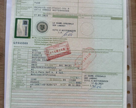 Черный Опель Zafira Tourer, объемом двигателя 1.6 л и пробегом 220 тыс. км за 12500 $, фото 2 на Automoto.ua