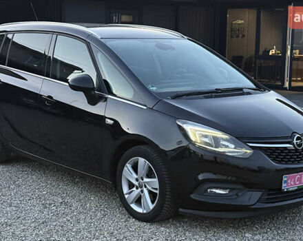 Черный Опель Zafira Tourer, объемом двигателя 1.6 л и пробегом 220 тыс. км за 12500 $, фото 9 на Automoto.ua