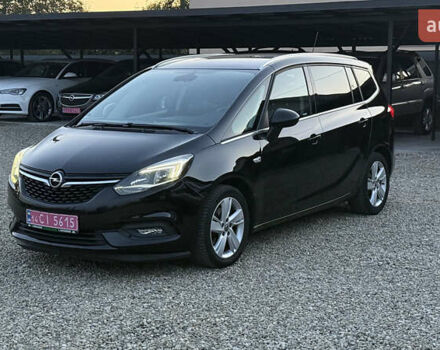 Черный Опель Zafira Tourer, объемом двигателя 1.6 л и пробегом 220 тыс. км за 12500 $, фото 3 на Automoto.ua