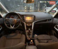 Черный Опель Zafira Tourer, объемом двигателя 1.6 л и пробегом 220 тыс. км за 12750 $, фото 7 на Automoto.ua