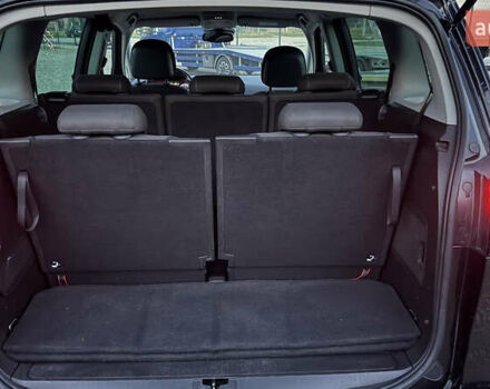 Черный Опель Zafira Tourer, объемом двигателя 1.6 л и пробегом 220 тыс. км за 12500 $, фото 21 на Automoto.ua