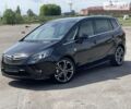 Черный Опель Zafira Tourer, объемом двигателя 2 л и пробегом 208 тыс. км за 10500 $, фото 1 на Automoto.ua