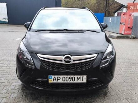 Опель Zafira Tourer 2012 у Рахове на Automoto.ua Чорний Опель Zafira Tourer, об'ємом двигуна 2 л та пробігом 195 тис. км за 10200 $, фото 1 на Automoto.ua