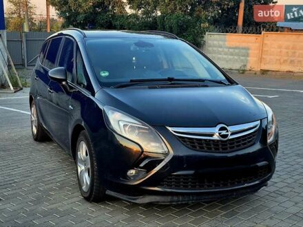 Опель Zafira Tourer 2012 в Николаеве на Automoto.ua Черный Опель Zafira Tourer, объемом двигателя 2 л и пробегом 275 тыс. км за 9500 $, фото 1 на Automoto.ua