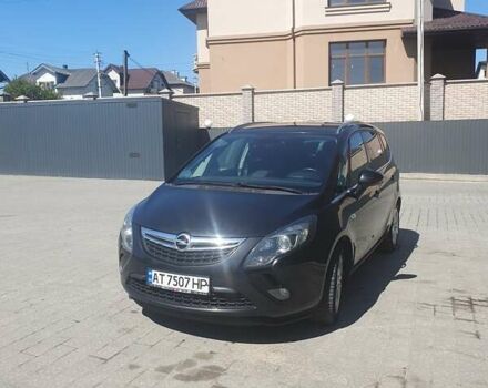 Черный Опель Zafira Tourer, объемом двигателя 2 л и пробегом 268 тыс. км за 9999 $, фото 1 на Automoto.ua
