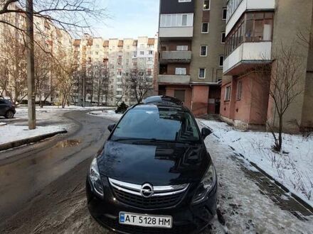 Опель Zafira Tourer 2013 у Івано-Франківську на Automoto.ua Чорний Опель Zafira Tourer, об'ємом двигуна 1.6 л та пробігом 192 тис. км за 9100 $, фото 1 на Automoto.ua