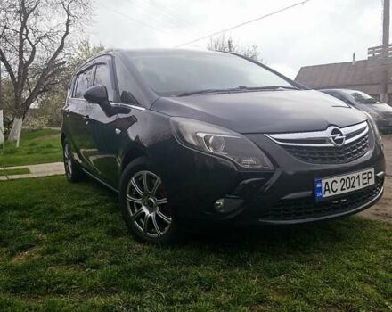 Черный Опель Zafira Tourer, объемом двигателя 2 л и пробегом 280 тыс. км за 8000 $, фото 1 на Automoto.ua