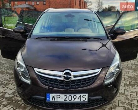 Фиолетовый Опель Zafira Tourer, объемом двигателя 2 л и пробегом 136 тыс. км за 8000 $, фото 7 на Automoto.ua