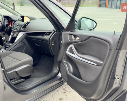 Коричневый Опель Zafira Tourer, объемом двигателя 1.6 л и пробегом 189 тыс. км за 9150 $, фото 20 на Automoto.ua
