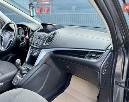 Коричневий Опель Zafira Tourer, об'ємом двигуна 1.6 л та пробігом 188 тис. км за 9350 $, фото 40 на Automoto.ua