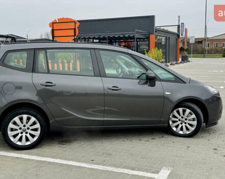 Коричневый Опель Zafira Tourer, объемом двигателя 1.6 л и пробегом 189 тыс. км за 9150 $, фото 11 на Automoto.ua