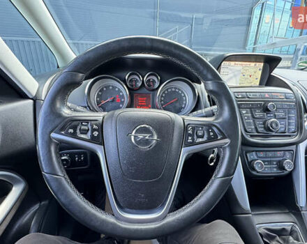 Коричневий Опель Zafira Tourer, об'ємом двигуна 1.6 л та пробігом 188 тис. км за 9350 $, фото 56 на Automoto.ua