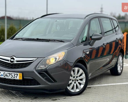 Коричневый Опель Zafira Tourer, объемом двигателя 1.6 л и пробегом 189 тыс. км за 9150 $, фото 1 на Automoto.ua