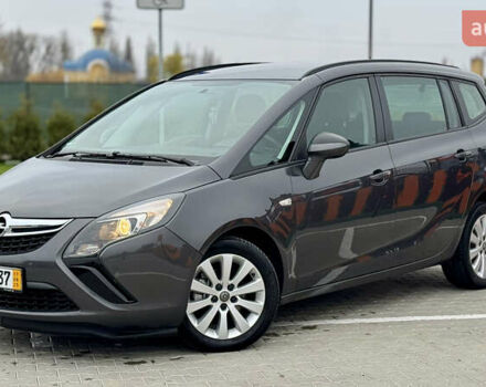 Коричневый Опель Zafira Tourer, объемом двигателя 1.6 л и пробегом 189 тыс. км за 9150 $, фото 2 на Automoto.ua