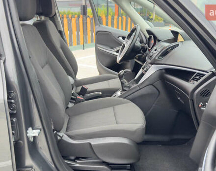 Коричневый Опель Zafira Tourer, объемом двигателя 1.6 л и пробегом 189 тыс. км за 9150 $, фото 22 на Automoto.ua