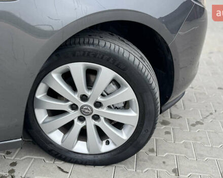 Коричневый Опель Zafira Tourer, объемом двигателя 1.6 л и пробегом 189 тыс. км за 9150 $, фото 12 на Automoto.ua