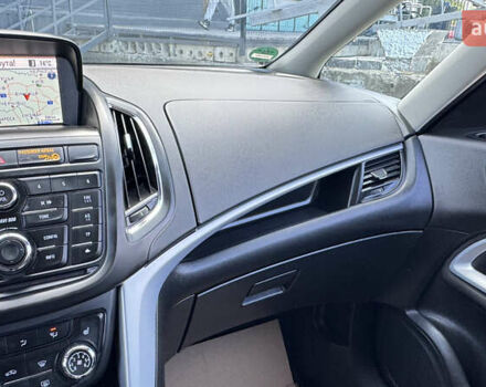 Коричневый Опель Zafira Tourer, объемом двигателя 1.6 л и пробегом 189 тыс. км за 9150 $, фото 37 на Automoto.ua