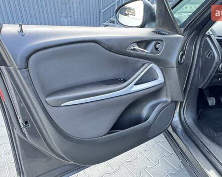 Коричневий Опель Zafira Tourer, об'ємом двигуна 1.6 л та пробігом 188 тис. км за 9350 $, фото 39 на Automoto.ua