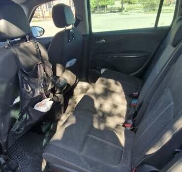 Опель Zafira Tourer 2013 в Надворной на Automoto.ua Коричневый Опель Zafira Tourer, объемом двигателя 1.96 л и пробегом 280 тыс. км за 9000 $, фото 6 на Automoto.ua